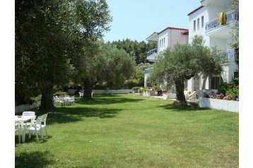 Greece Privát Posidi, Exterior